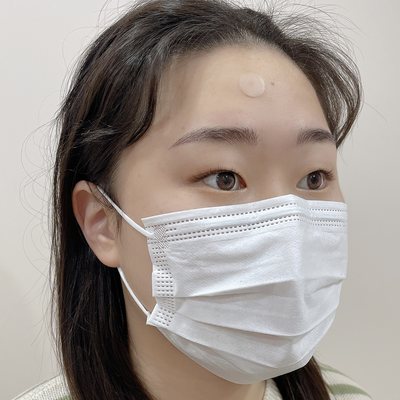 女性の眉 · ヘアストローク 施術後