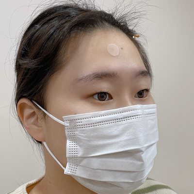 女性の眉 · ヘアストローク 施術前