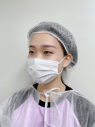 女性の眉 · ヘアストローク 施術後