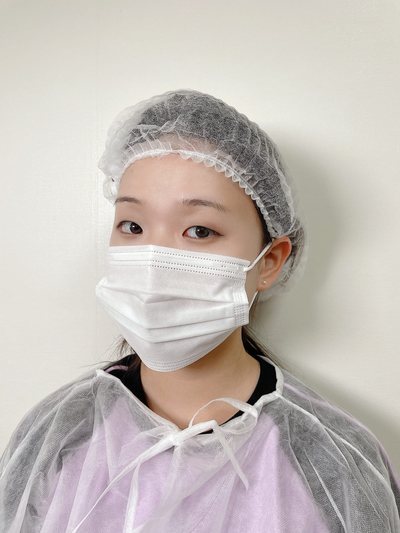 女性の眉 · ヘアストローク 施術前